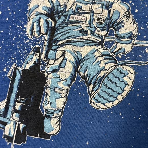 Vintage NASA Kennedy Space Center Rocket Ship T Shirt Man Earth Single Stitch - Picture 5 of 12